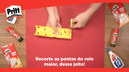Crie uma girafa com rolos de papel higiênico