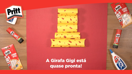 Crie uma girafa com rolos de papel higiênico