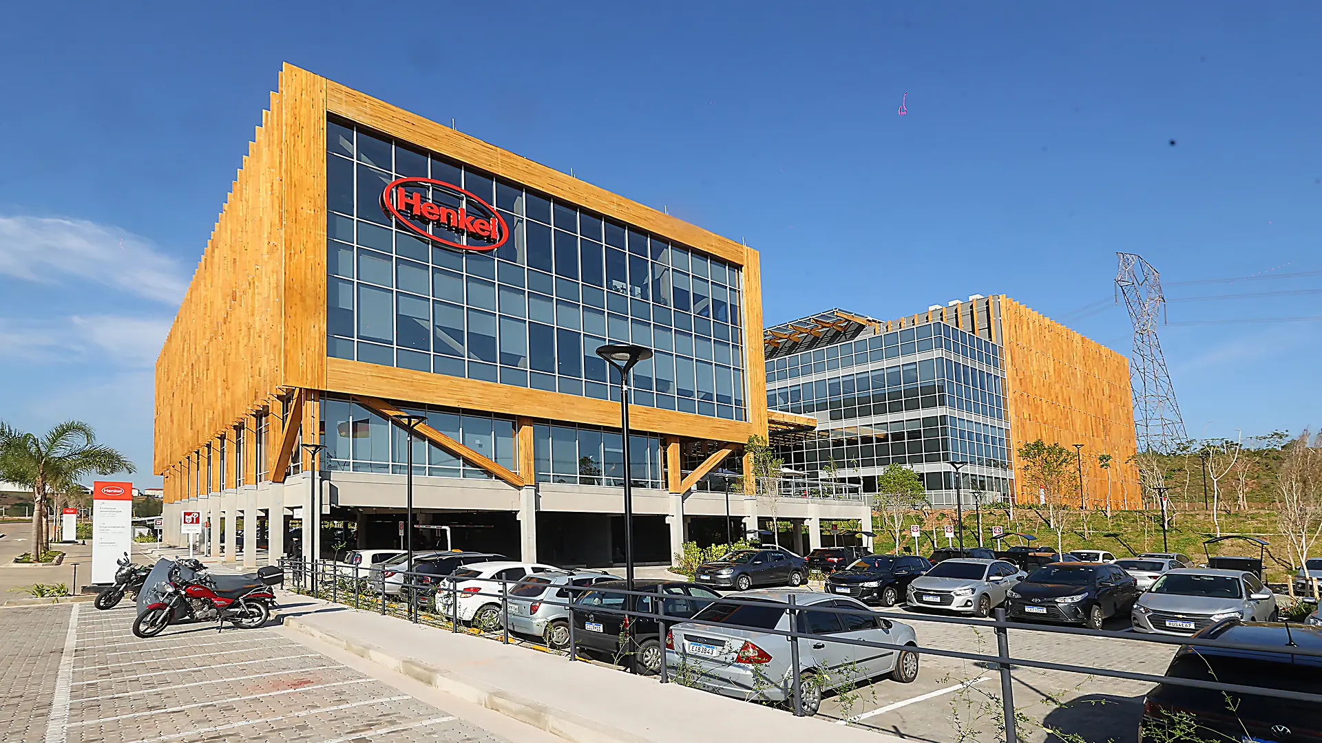 Fachada do Ipê, nossa nova sede administrativa no Brasil, localizada em Jundiaí, São Paulo.