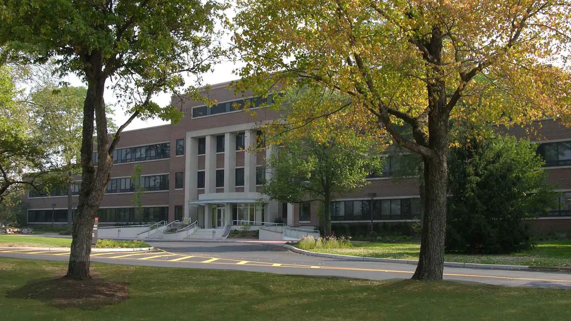 Prédio da National Starch em Bridgewater, Nova Jersey, EUA, em 2008.